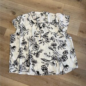 Maurices Black and White Floral Blouse